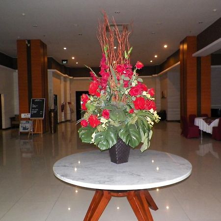 Lampion Hotel Solo Exterior foto