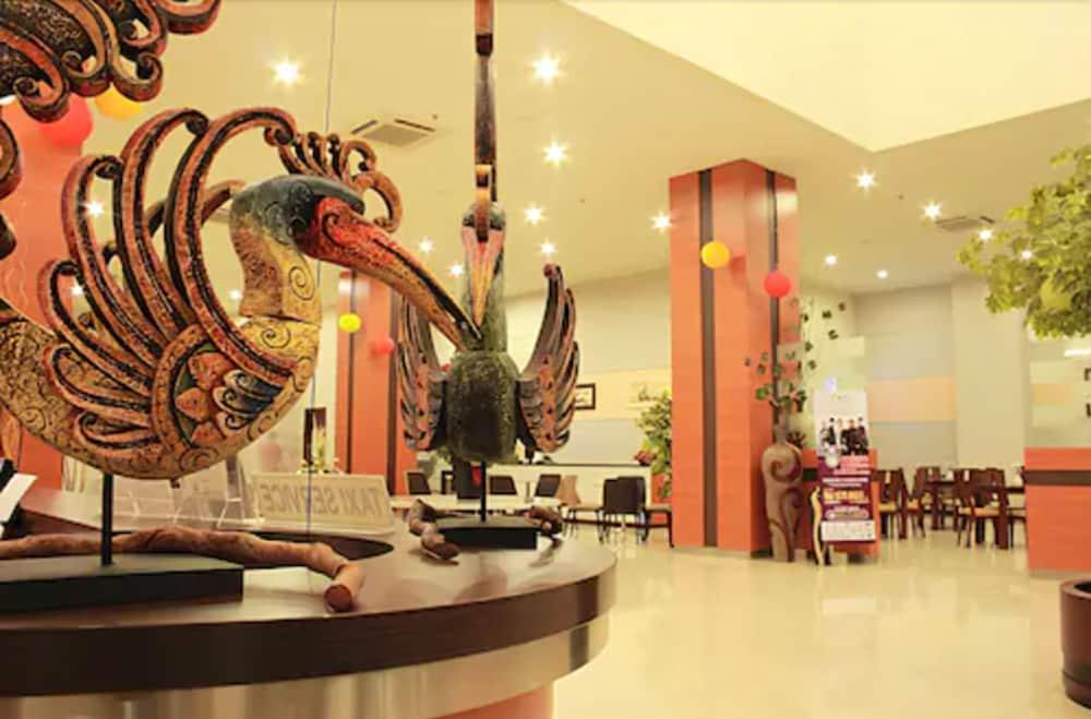Lampion Hotel Solo Exterior foto